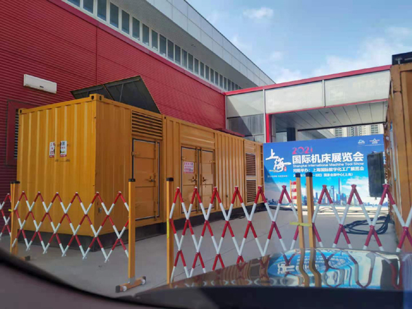 桥西出租发电机-柴油发电机和汽油发电机哪个更好一些?