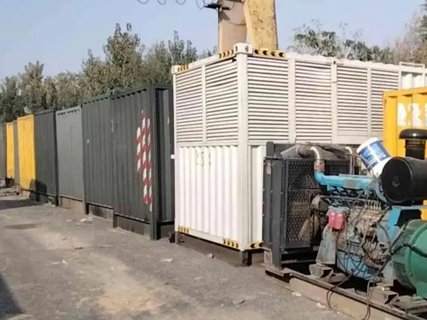 桥西200KW柴油发电机机组每小时油耗是多少?