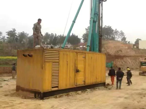 桥西如何判断水冷式机油散热器密封件是否需要更换?